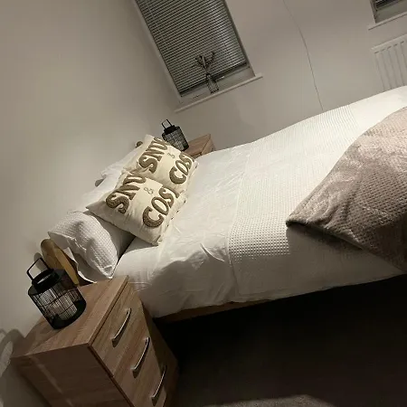 Holiday home 2 Bed Hengrove Bristol