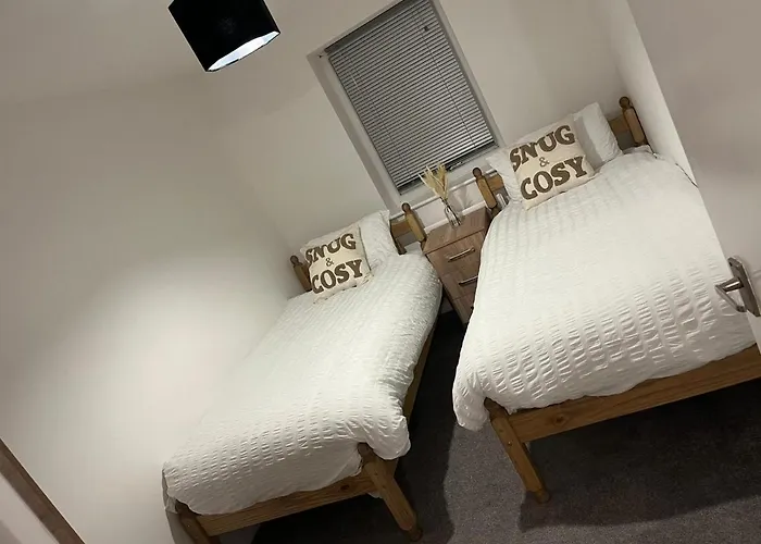 2 Bed Hengrove * 布里斯托